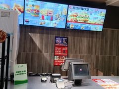 -肯德基(东安路站店)