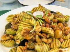 -日月昇渔家菜·海肠捞饭·大连海鲜(星海公园店)