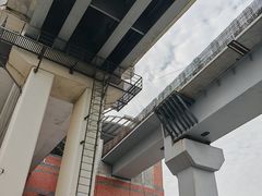 -宝山路(地铁站)