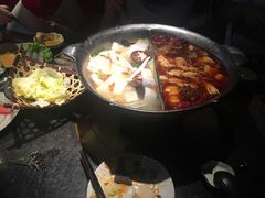 -湊湊火锅·茶憩(新中关购物中心店)