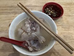 -雷祖芳老妈蹄花店