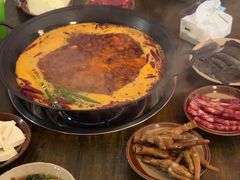 -黄潇洒老火锅(九眼桥宏济巷店)