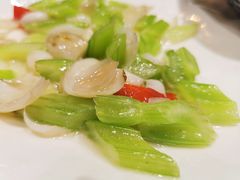 西芹百合-抚顺美食·老上海味道