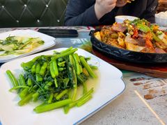 清炒茼蒿-聚雅美食