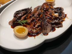 老头儿卤鸭（半只）-老头儿油爆虾·1987杭州烟火味(湖滨银泰in77D区店)