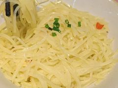 酸辣土豆丝-韵味湘肴·小炒黄牛肉(五一广场美食地标店)