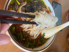 -子宸什夹婆乌鸡米线弹子石店(泽科·星泽汇店)