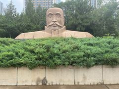 -唐山抗震纪念碑广场