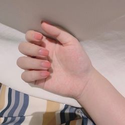 -手牵手美甲