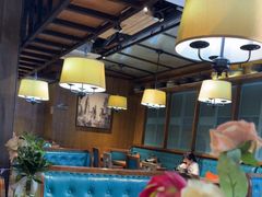 -领鲜活海鲜榴莲自助火锅(东门店)