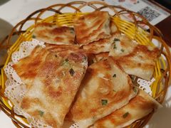 -荷塘秋月·本帮江浙菜(国权路店)