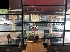 -啊噗吐呦现场烘焙(麦凯乐店)