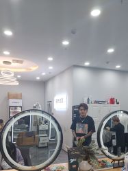 点击看大图 -藤野造型烫染·漂发