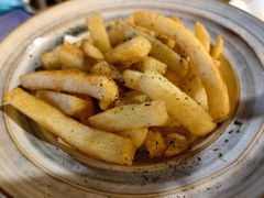 -LESCEDARS Brasserie Bistro香柏树