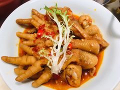 酸辣鸡爪-東大方(武康千秋广场店)