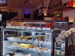 面包甜点陈列柜-Peet's Coffee皮爷咖啡(大学路店)