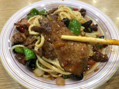 -歹歹的加个面过油肉拌面