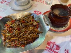 -堂瓦里·33年传统赣菜(第一街区店)