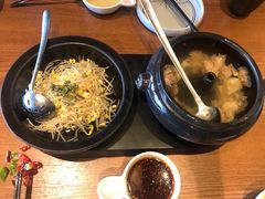 -云海肴·汽锅鸡·云南菜(天山百盛优客店)