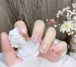 -悦指间美甲美睫
