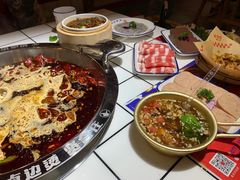 -贤合庄卤味火锅(安吉万达店)