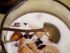 泡鲁达-一坐一忘云南菜(卓悦中心)