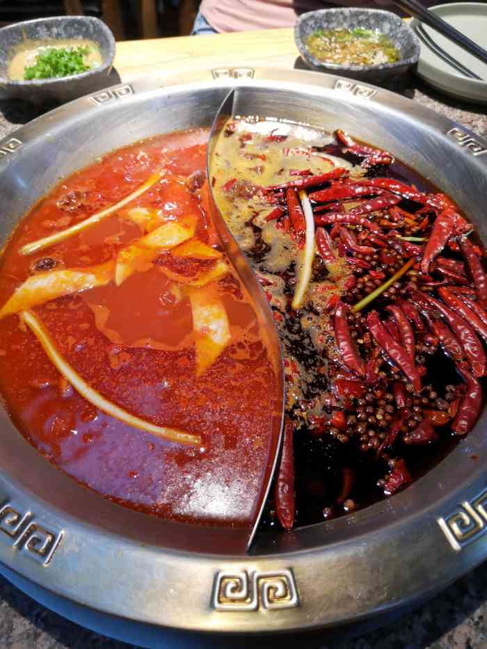 黄门老灶火锅(丽都直营店)-"很好吃,肉特别嫩.很赞!辣汤有点咸,可以..