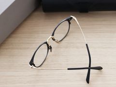 -目艮眼镜SHOWROOM(品牌集合店)