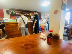 大堂-宝瑞门钉肉饼店