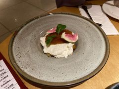 -耶里夏丽·丝路新疆菜·清真食品(徐汇南丹东路臻选店)