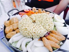 韩式猪排火锅-欧巴来了韩式料理