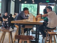 大堂-星巴克(北京长安商场店)