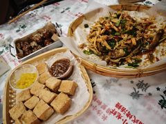 -东排食堂长沙小吃大排档(五一广场店)