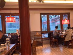 -小天鹅火锅·一线江景洪鼎旗舰店(洪崖洞店)
