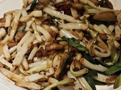 -魏铭鱼头捞饭(晋阳路店)