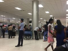 -班达拉奈克国际机场