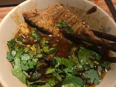 -老牌坊云南鱼豆花火锅(嵩山店)