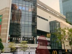 -中航城君尚购物中心