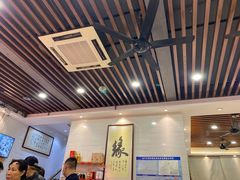大堂-长平老姿娘夜粥(平东一街店)