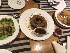 -兰特伯爵西餐厅·啤酒屋(方庄店)