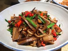 腊香干炒耳朵尖-农耕记·湖南土菜(科技园店)