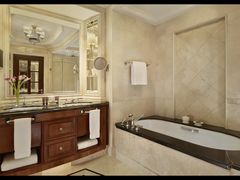 -广州富力丽思卡尔顿酒店