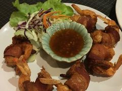-Dash Teak House