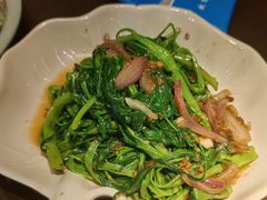 -大头虾越式风味餐厅(光明广场店)