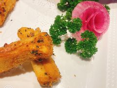 -巴特餐饮6加1音乐餐吧·新疆菜