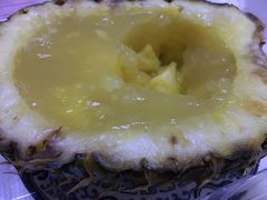 -志龙皇冠吃货椰子铺