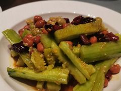 -新白鹿餐厅(滨江银泰店)