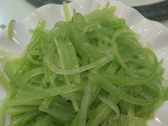 -渝君重庆火锅(嘉宾路店)