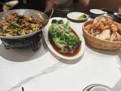 -梅利汴京烤鸭•开封豫菜地标店(东大街店)