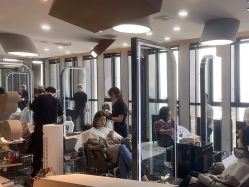 点击看大图 -TOP HAIR SALON